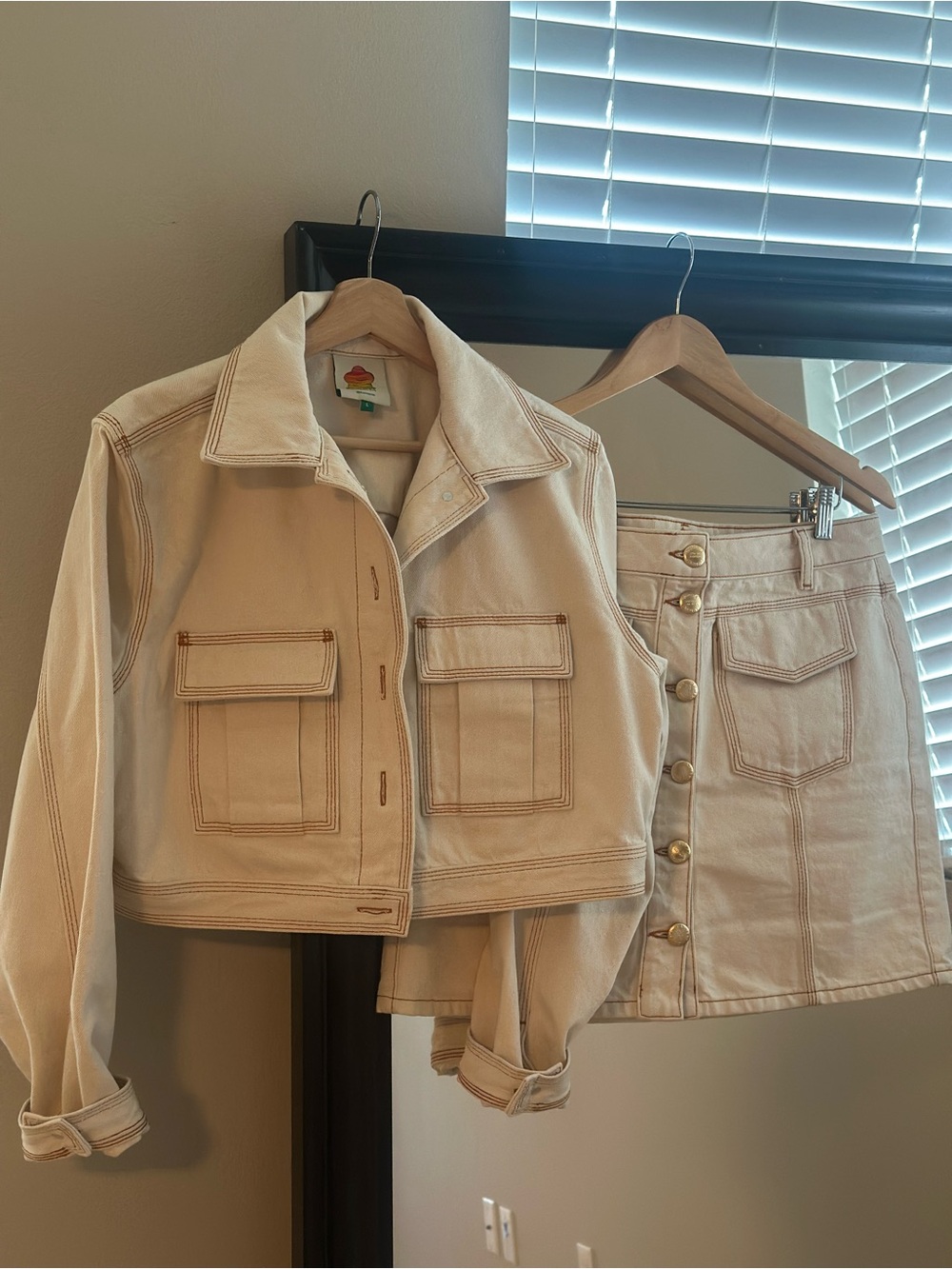 FARM Rio Cream Cropped Jacket with Contrast Stitching